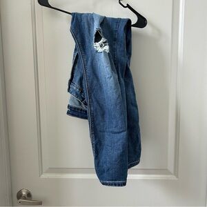 Size 16 old navy ripped skinny jeans